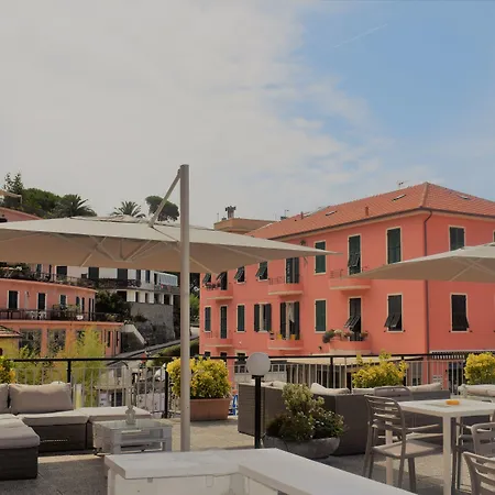 فندق Doria كافي دي لافانيا